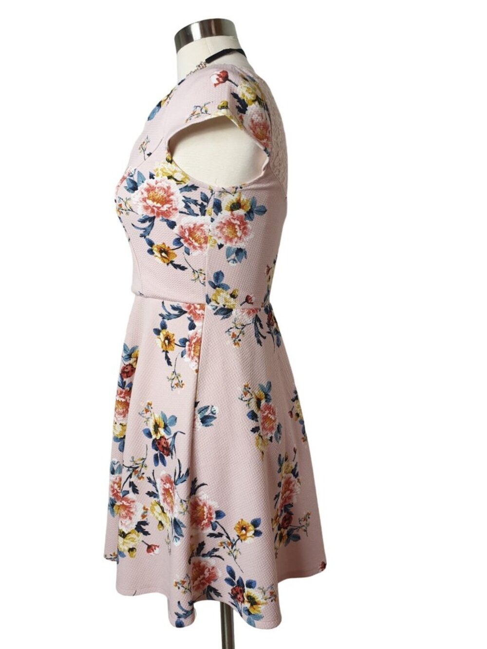 Three Pink Hearts Womens M Dress Pink Yellow Floral Lace Back Cottage Coquette - Picture 5 of 9